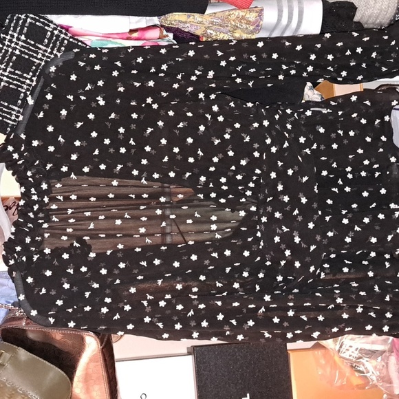 🇺🇸 Zara Sheer Floral Blouse - Picture 7 of 7